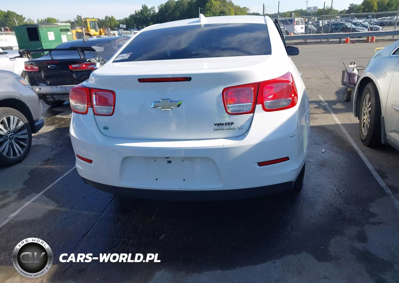2015 Chevrolet Malibu 1Lt VIN:1G11C5SLXFU116963 - 16