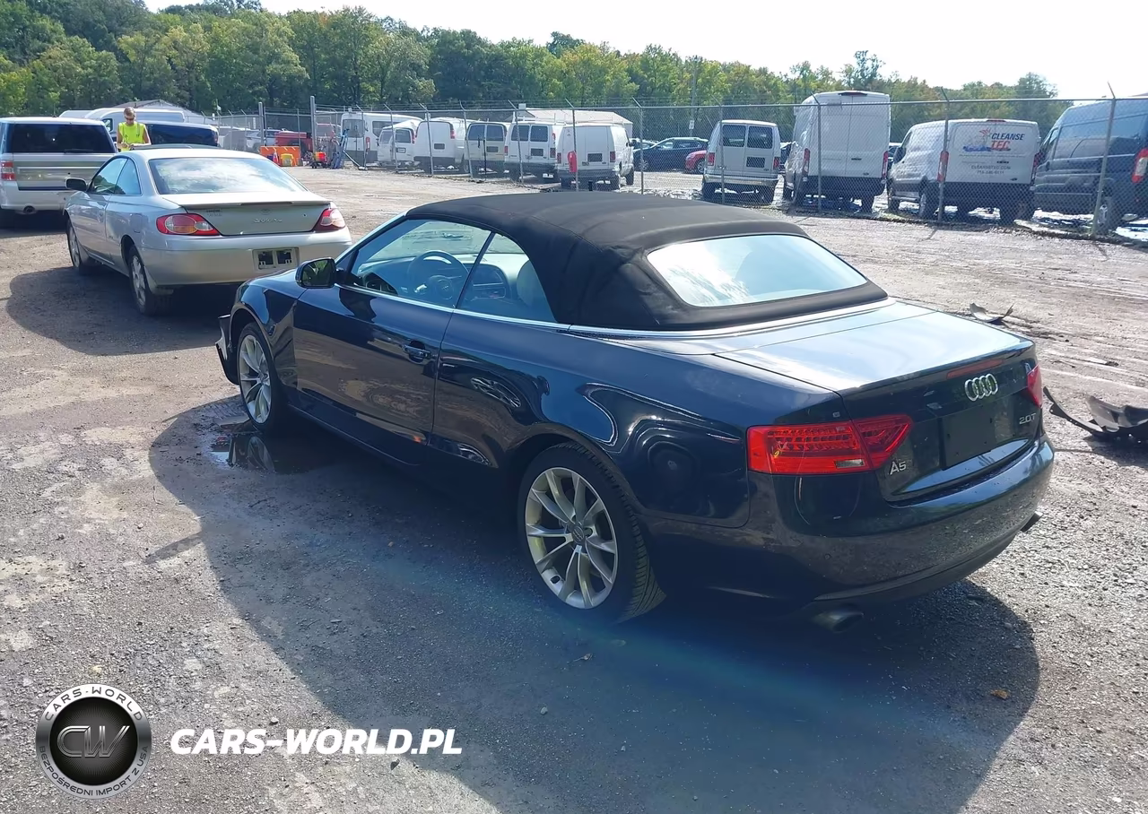 2013 Audi A5 2.0T Premium VIN:WAUJFAFH3DN015992 - 3