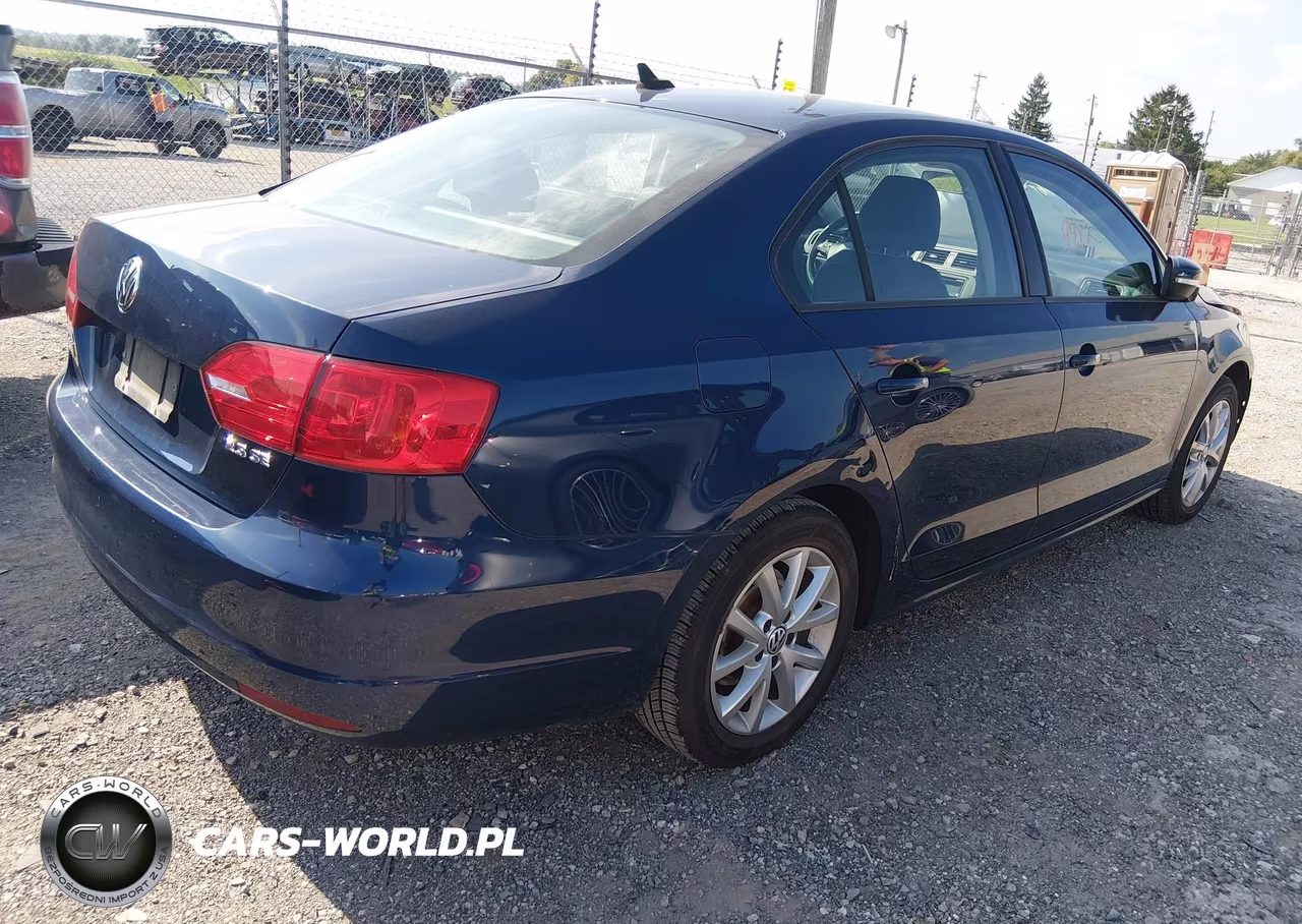 2011 Volkswagen Jetta 2.5L Se VIN:3VWDZ7AJ1BM109345 - 4