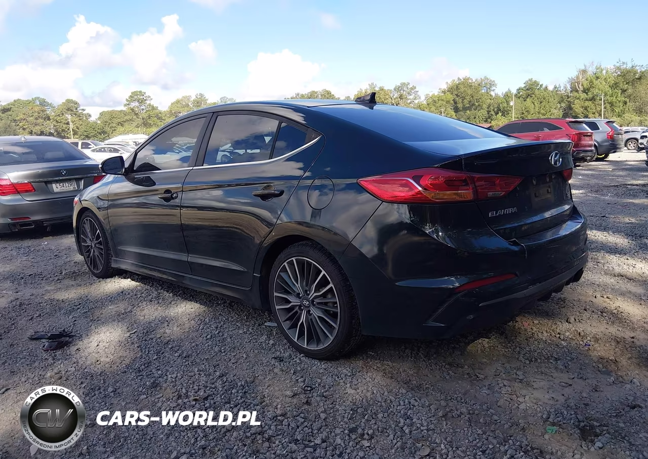 2018 Hyundai Elantra Sport VIN:KMHD04LB4JU498652 - 3