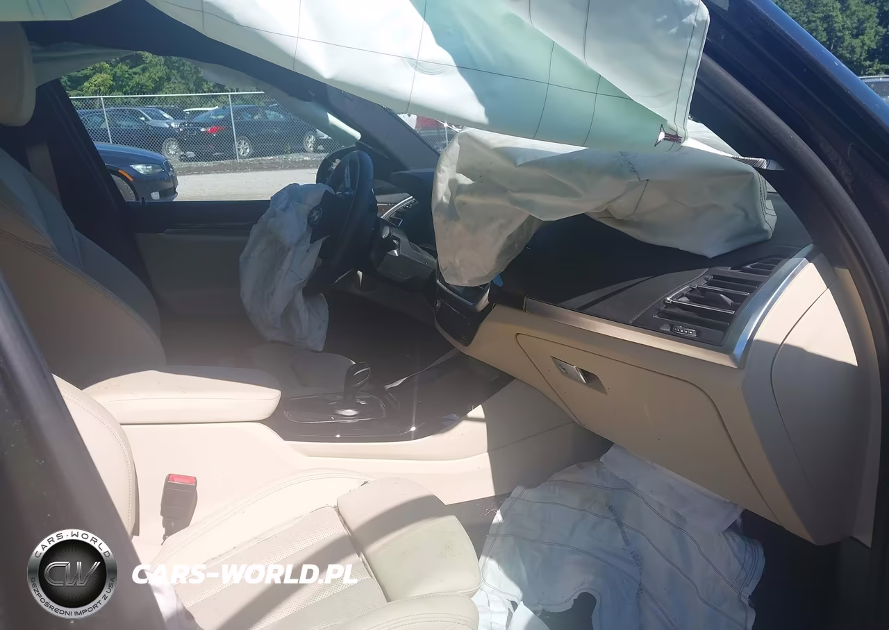 2022 BMW X3 xDrive30I VIN:5UX53DP03N9N25579 - 5