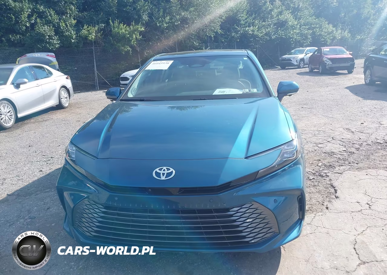 2026 Toyota Camry Xle VIN:4T1DBADK7TU043918 - 13
