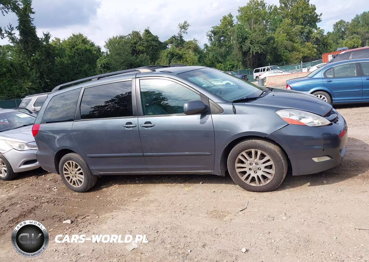 2010 Toyota Sienna Xle VIN:5TDYK4CC5AS331486 - 13