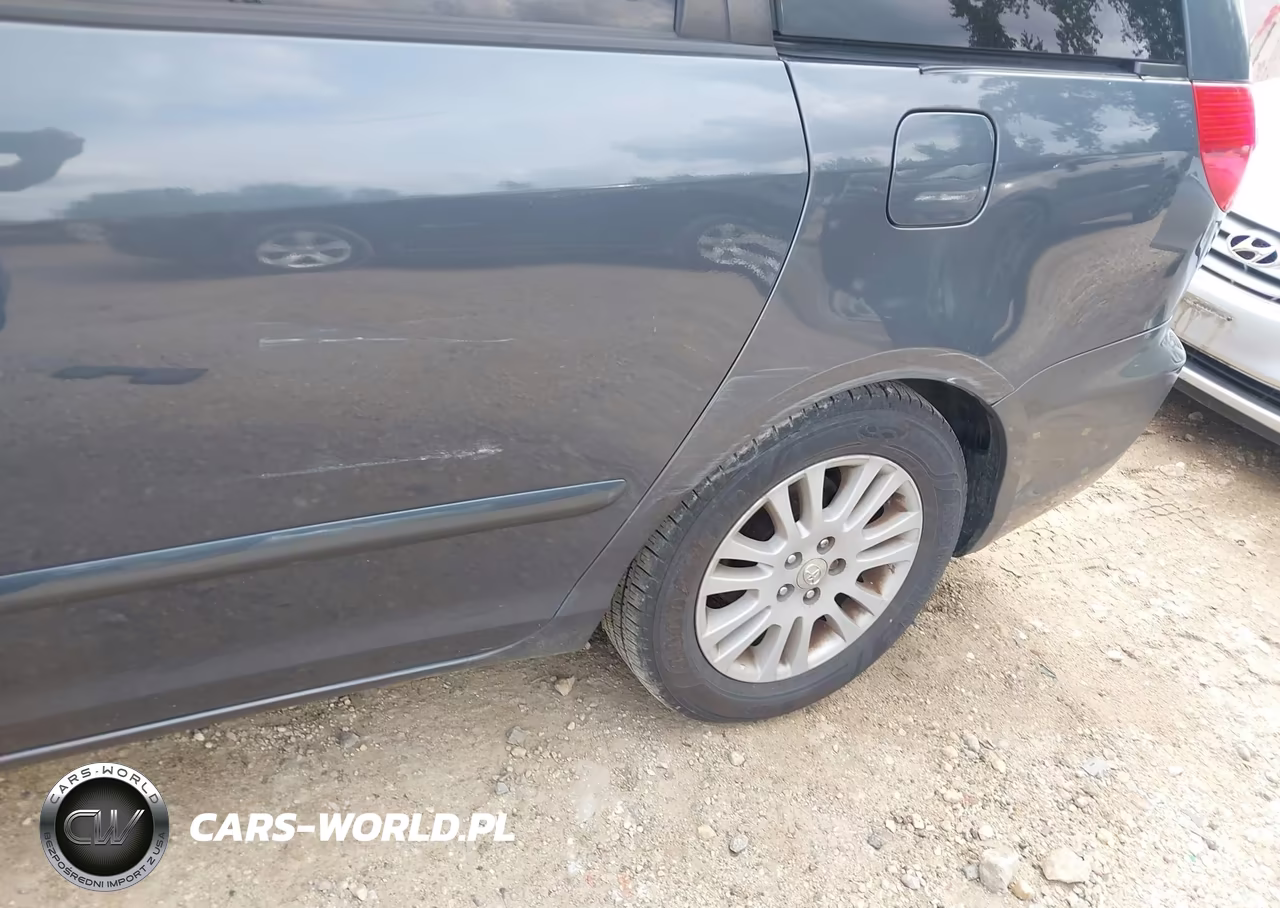2010 Toyota Sienna Xle VIN:5TDYK4CC5AS331486 - 17