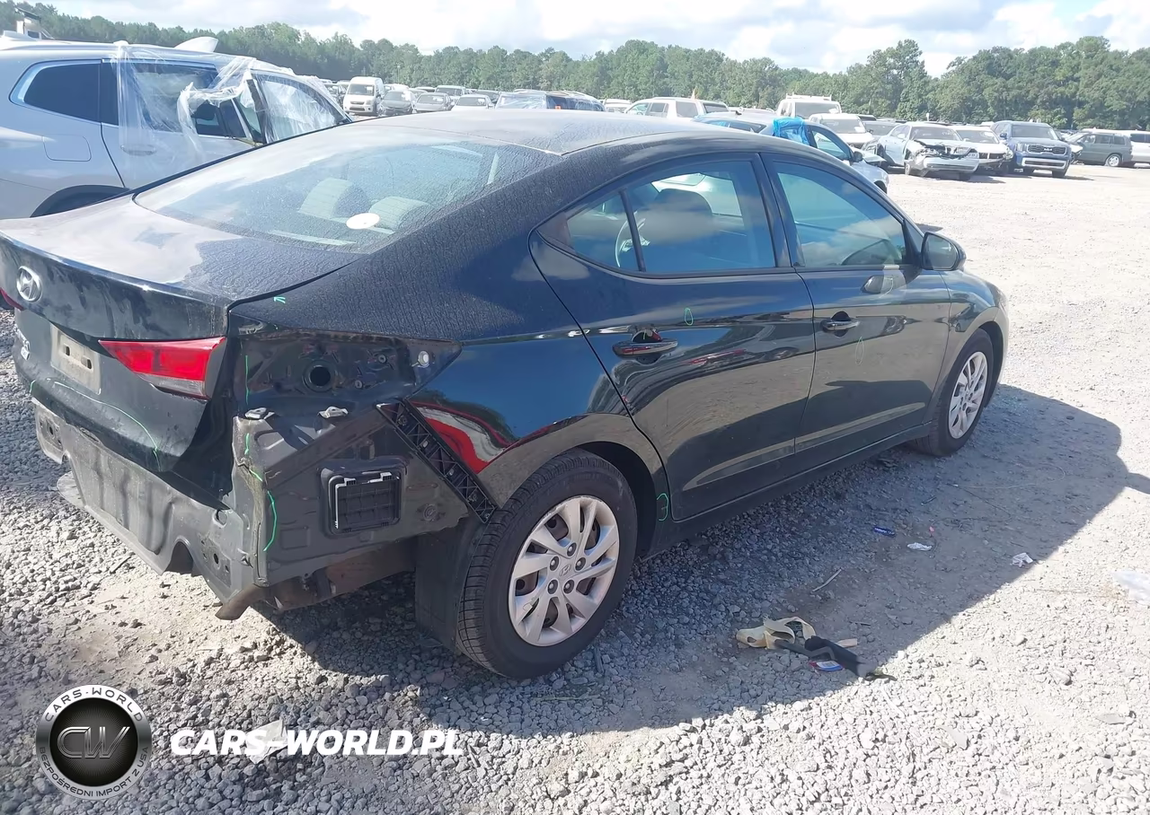 2018 Hyundai Elantra Se VIN:5NPD74LF9JH355175 - 4