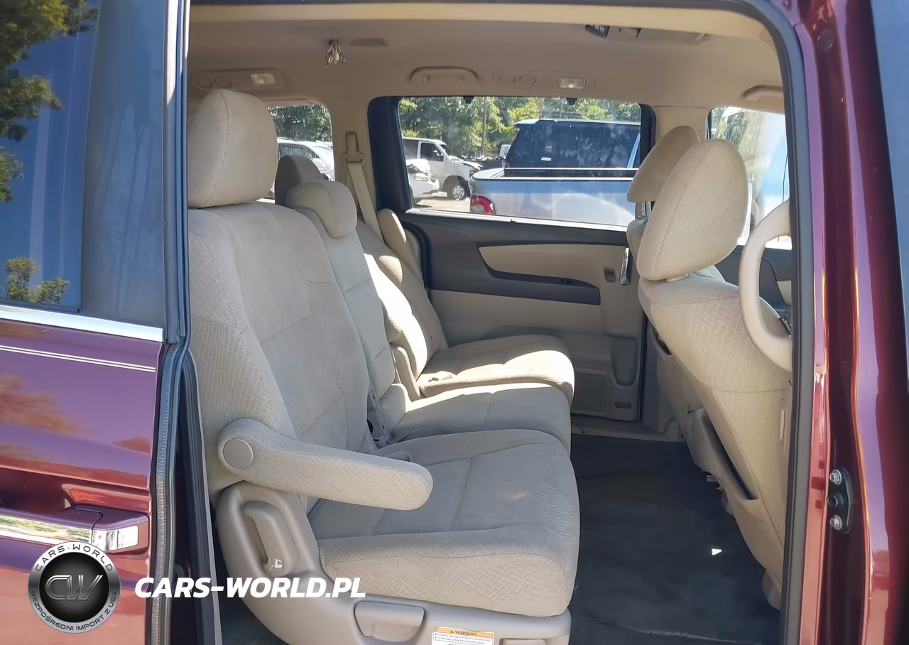 2016 Honda Odyssey Se VIN:5FNRL5H35GB055694 - 8