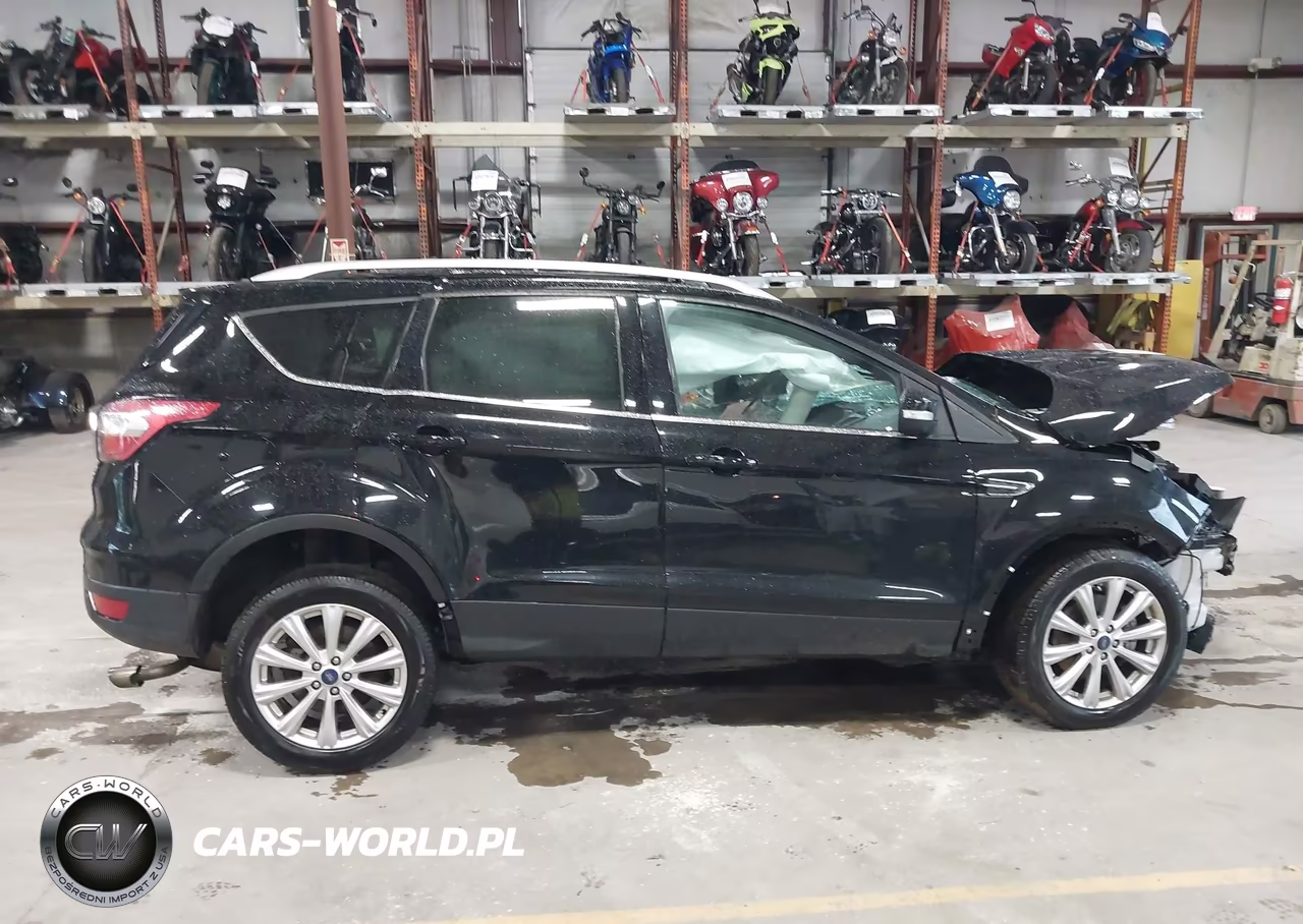 2017 Ford Escape Titanium VIN:1FMCU9J93HUD05785 - 12