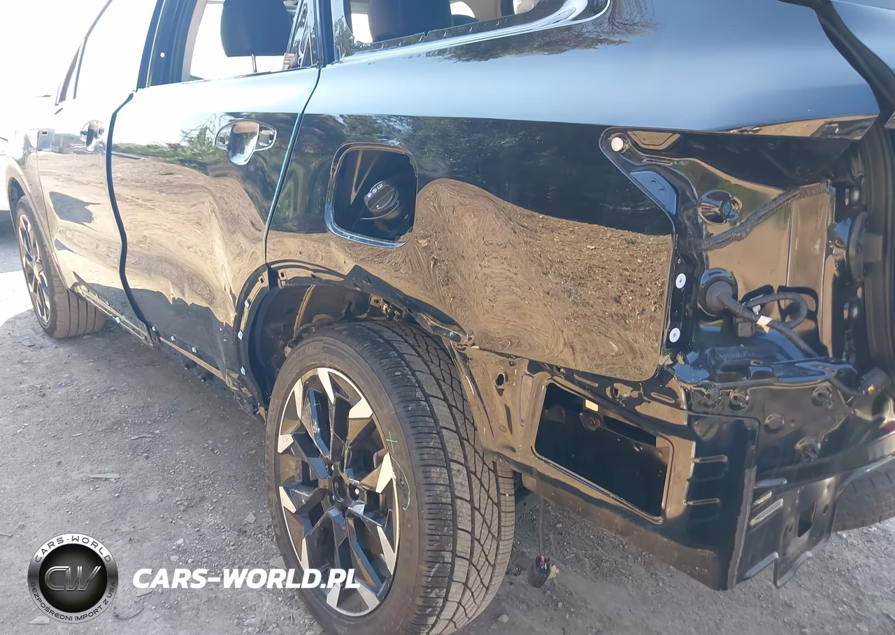 2025 Kia Sorento Ex VIN:5XYRHDJF1SG381672 - 6