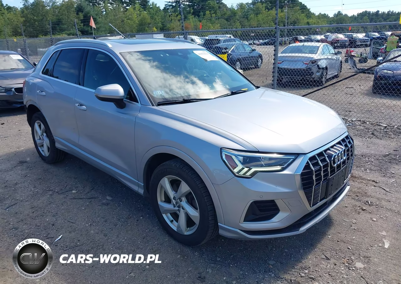 2020 Audi Q3 Premium Plus 45 Tfsi Quattro Tiptronic VIN:WA1BECF3XL1058509 - 1