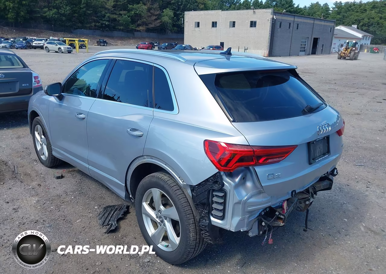 2020 Audi Q3 Premium Plus 45 Tfsi Quattro Tiptronic VIN:WA1BECF3XL1058509 - 3
