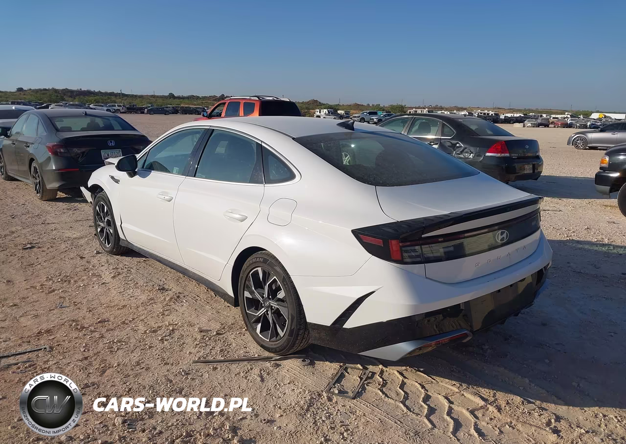 2024 Hyundai Sonata Sel VIN:KMHL64JA1RA424395 - 3