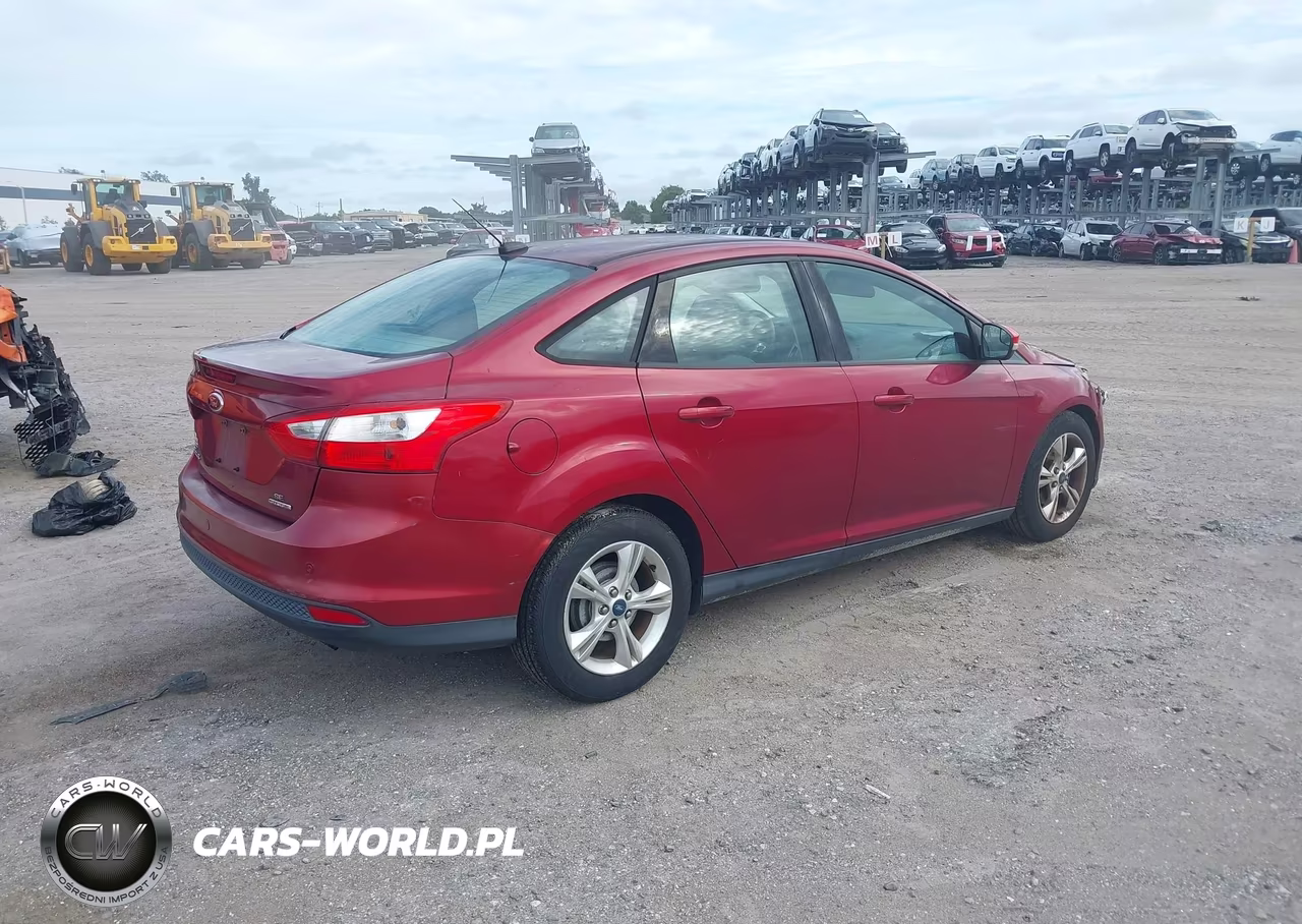 2013 Ford Focus Se VIN:1FADP3F22DL181491 - 4