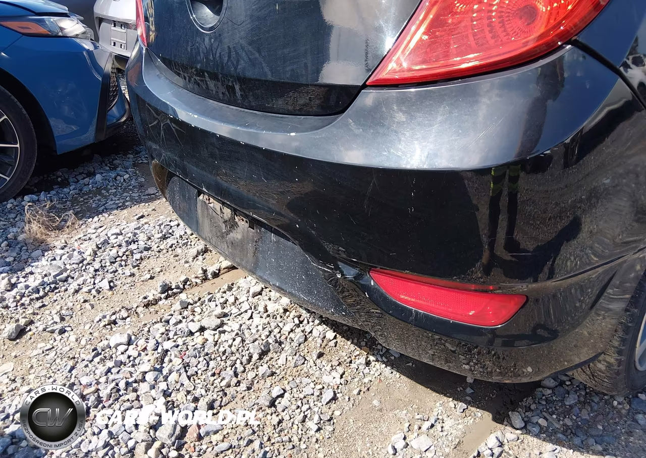 2015 Hyundai Accent Sport VIN:KMHCU5AE5FU233149 - 14