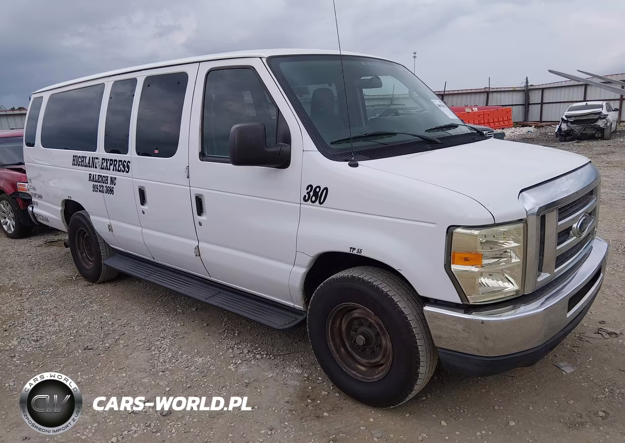 2011 Ford E-350 Super Duty Xlt