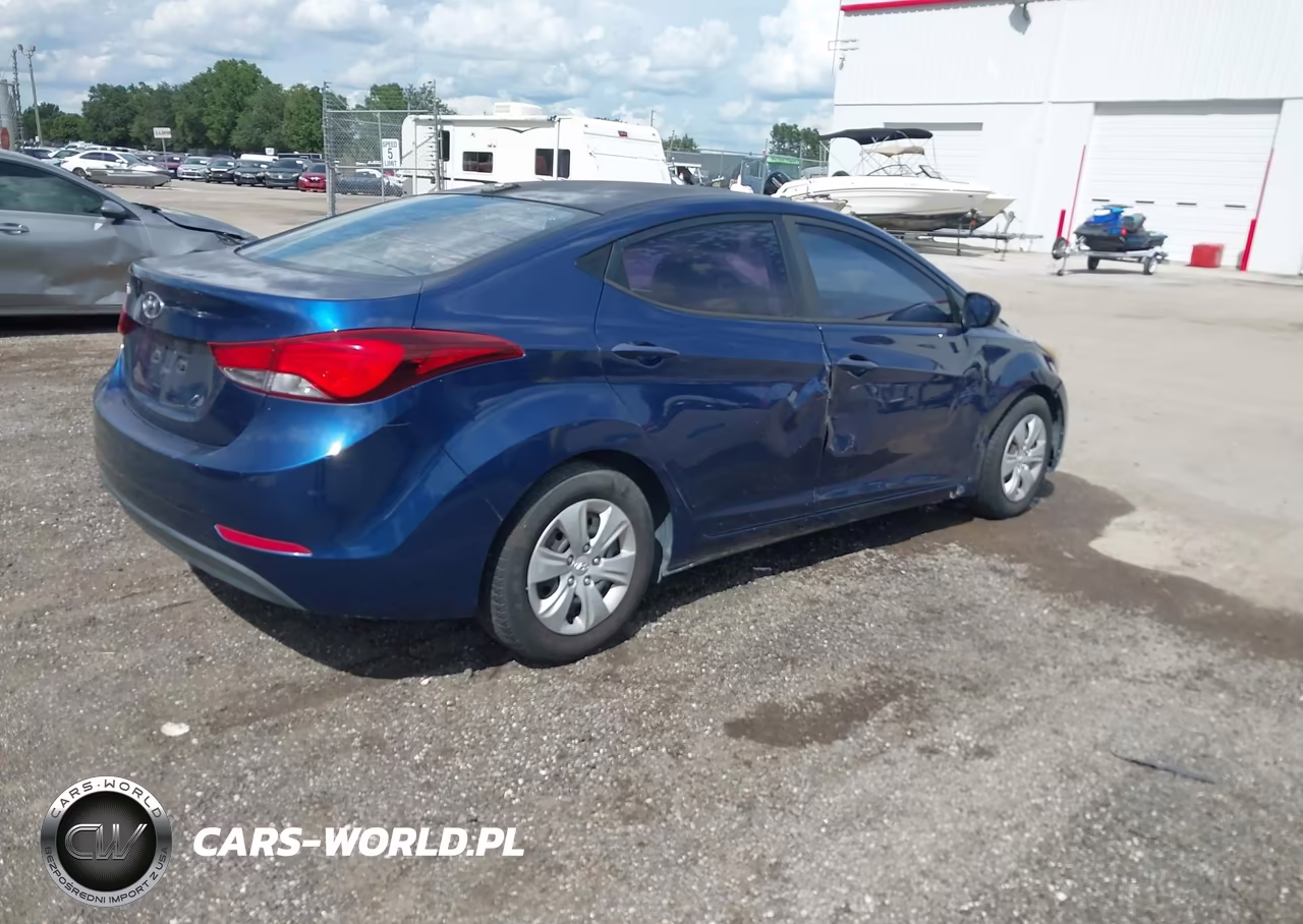 2016 Hyundai Elantra Se VIN:5NPDH4AE5GH677537 - 4