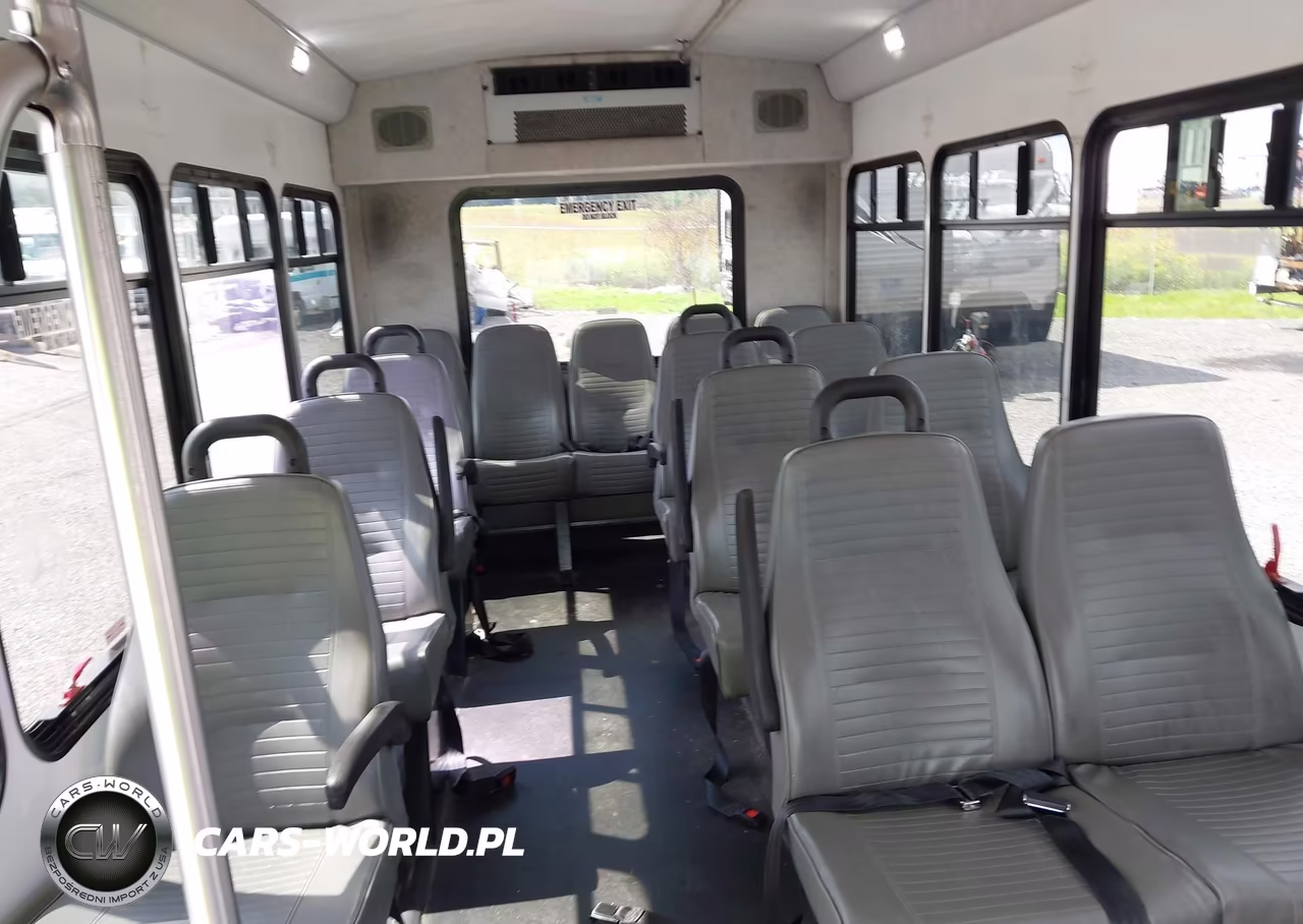 2013 Ford E-350 Cutaway VIN:1FDEE3FL8DDA05886 - 6