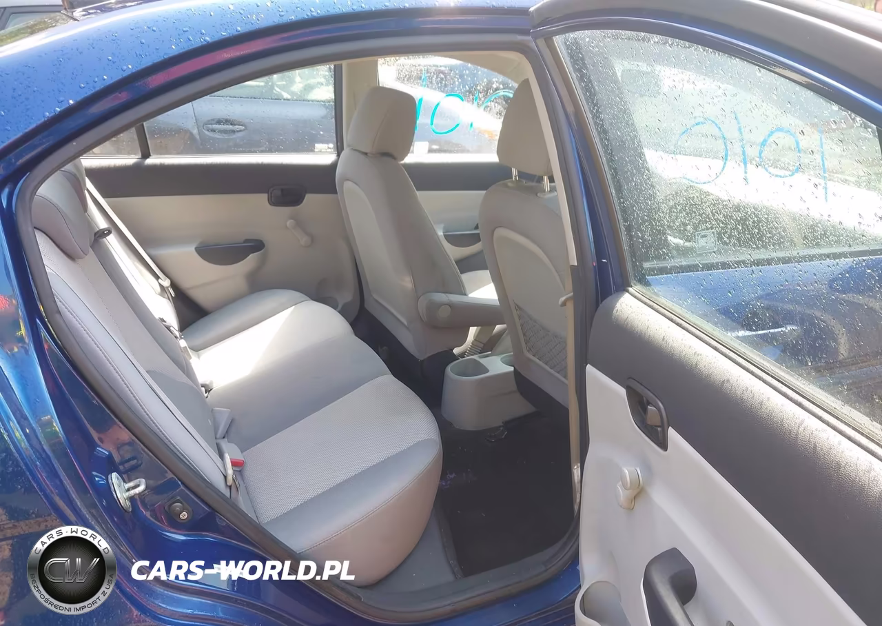 2011 Hyundai Accent Gls VIN:KMHCN4AC9BU591919 - 8