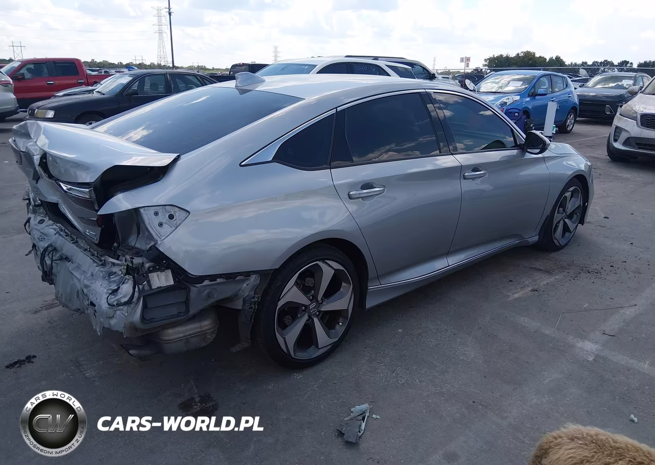 2019 Honda Accord Touring 2.0T VIN:1HGCV2F90KA032154 - 4
