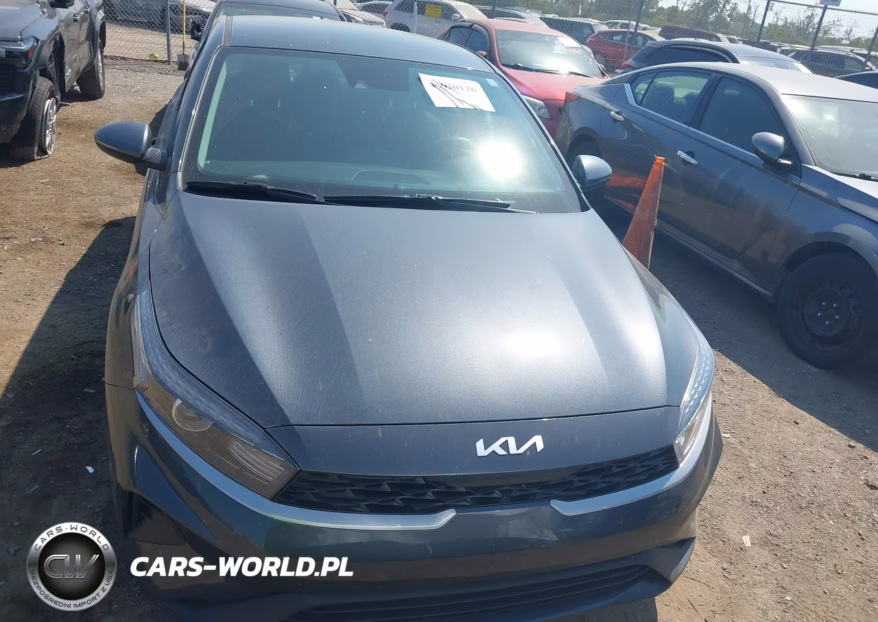 2024 Kia Forte Lxs VIN:3KPF24AD9RE819400 - 13
