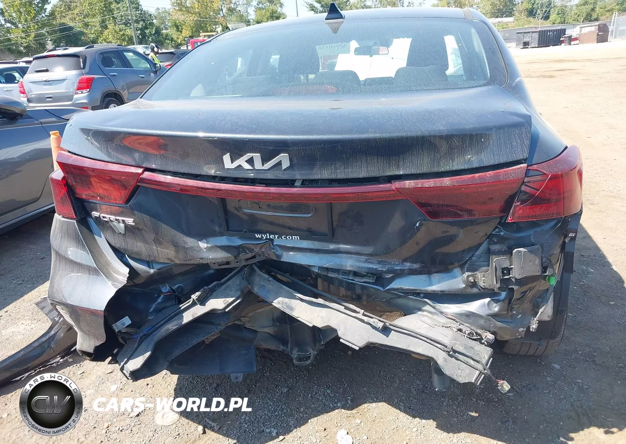 2024 Kia Forte Lxs VIN:3KPF24AD9RE819400 - 6