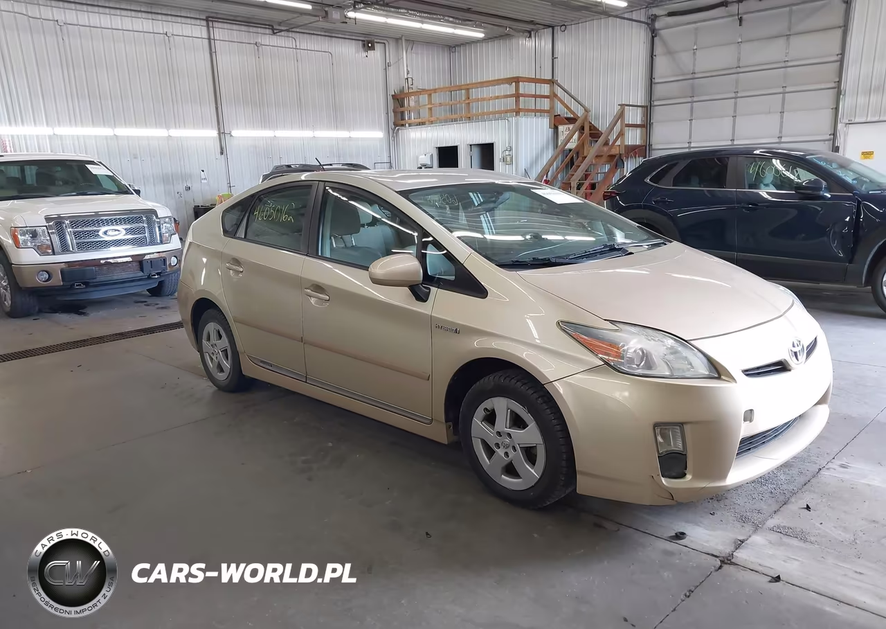 2011 Toyota Prius Two