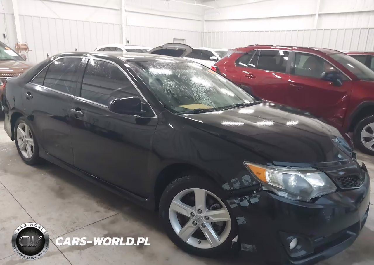 2012 Toyota Camry Se – zdjęcie 1 z 16
