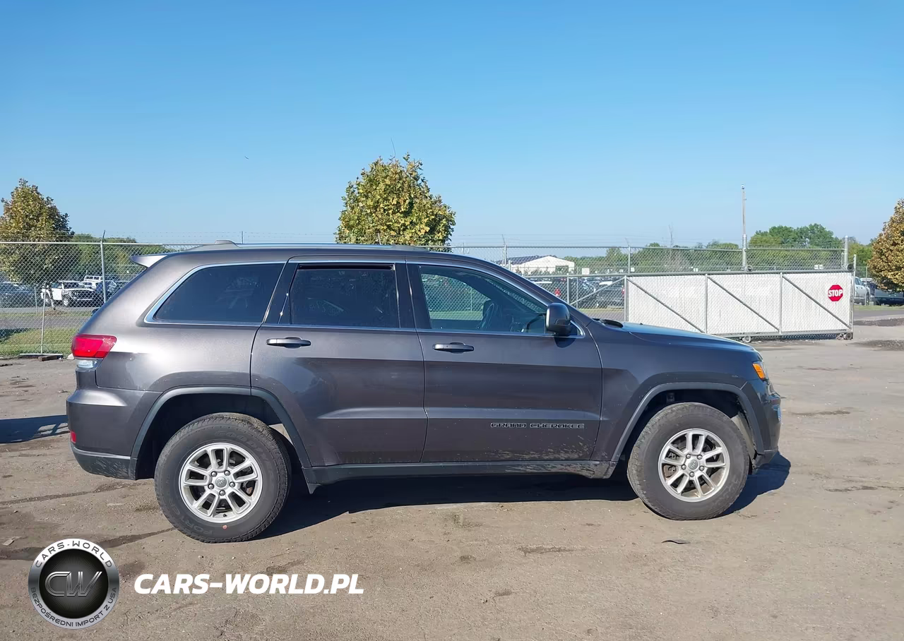 2020 Jeep Grand Cherokee Laredo E 4X4 VIN:1C4RJFAG6LC335687 - 13
