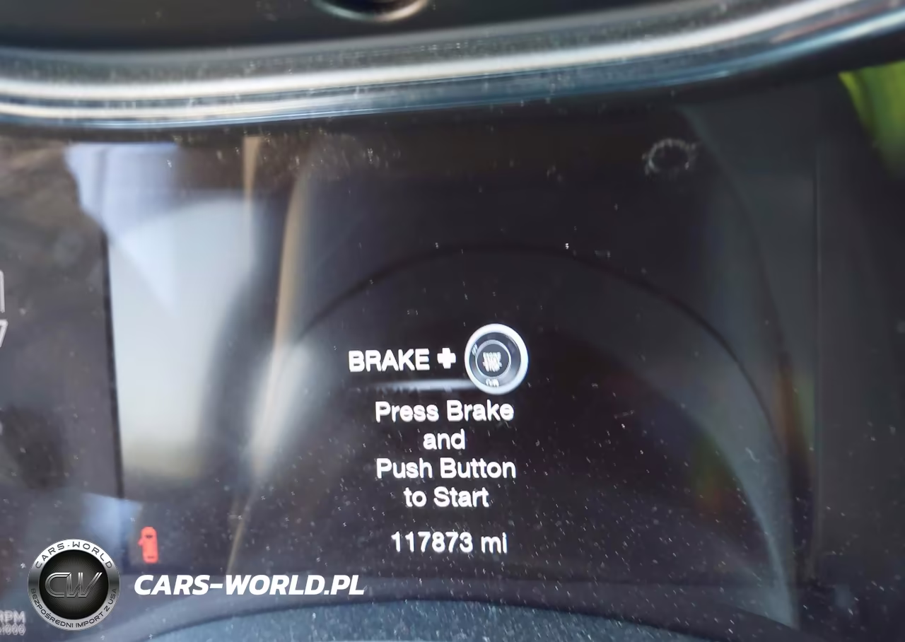 2020 Jeep Grand Cherokee Laredo E 4X4 VIN:1C4RJFAG6LC335687 - 15