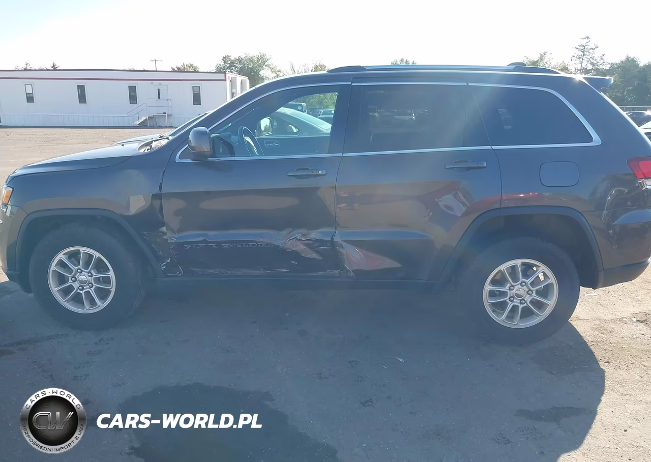 2020 Jeep Grand Cherokee Laredo E 4X4 VIN:1C4RJFAG6LC335687 - 6