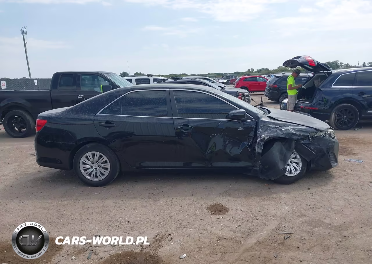 2014 Toyota Camry L VIN:4T4BF1FK0ER406609 - 12