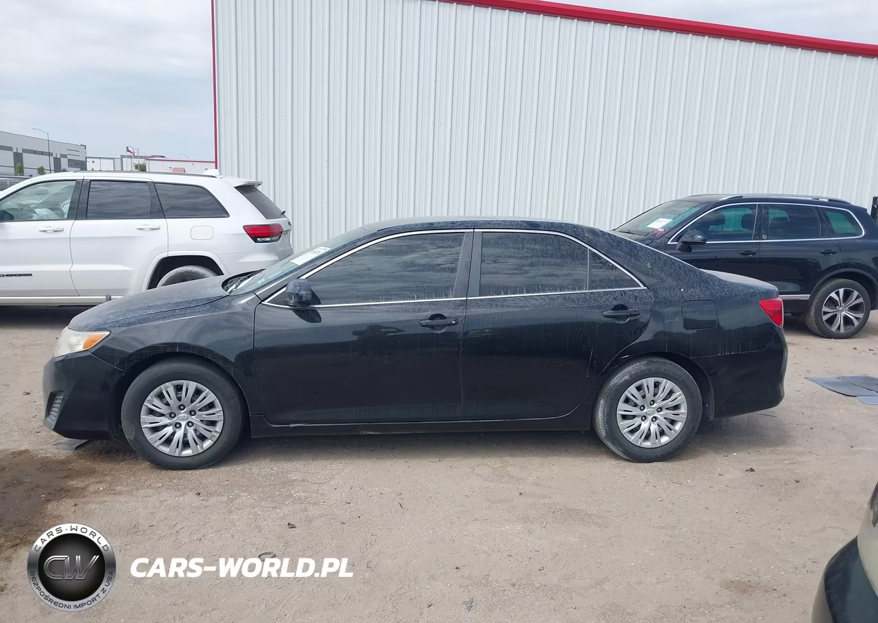 2014 Toyota Camry L VIN:4T4BF1FK0ER406609 - 13