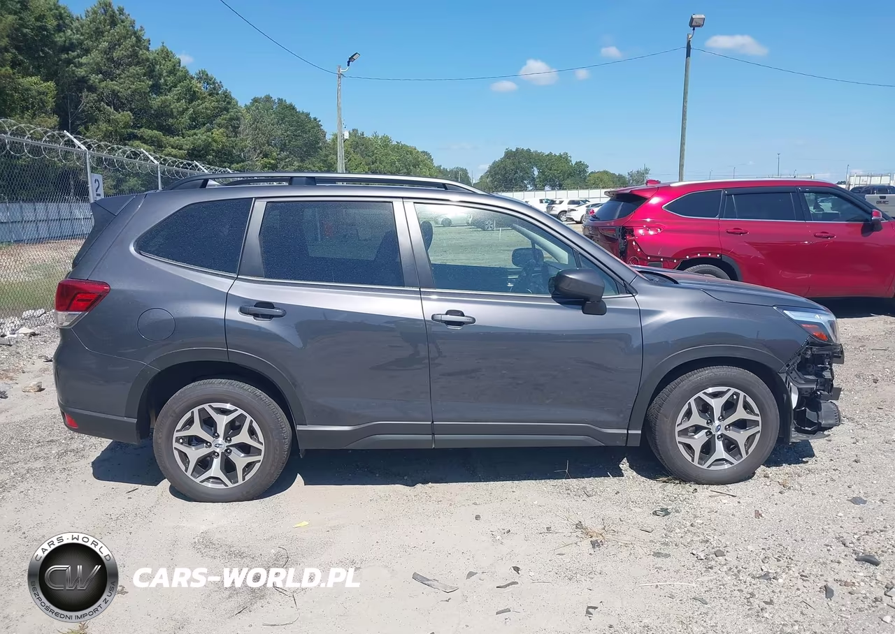 2021 Subaru Forester Premium VIN:JF2SKAJC6MH493516 - 14