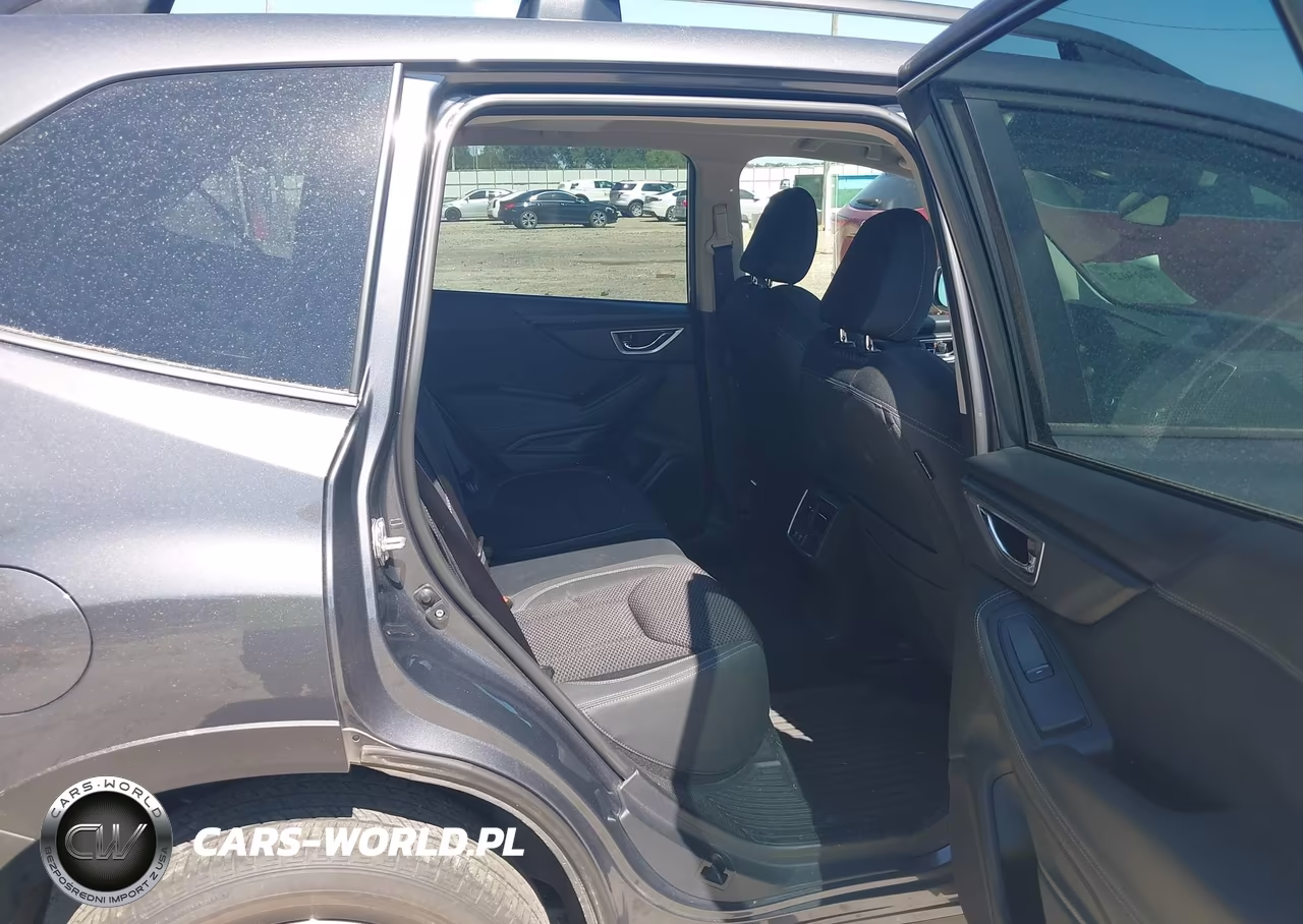 2021 Subaru Forester Premium VIN:JF2SKAJC6MH493516 - 8