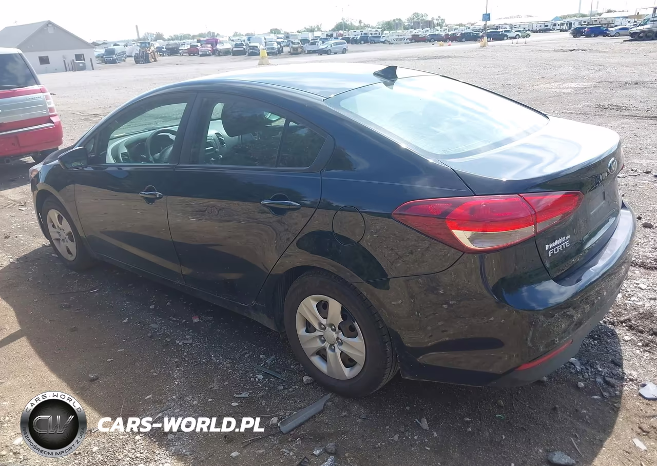 2017 Kia Forte Lx VIN:3KPFK4A7XHE104697 - 3