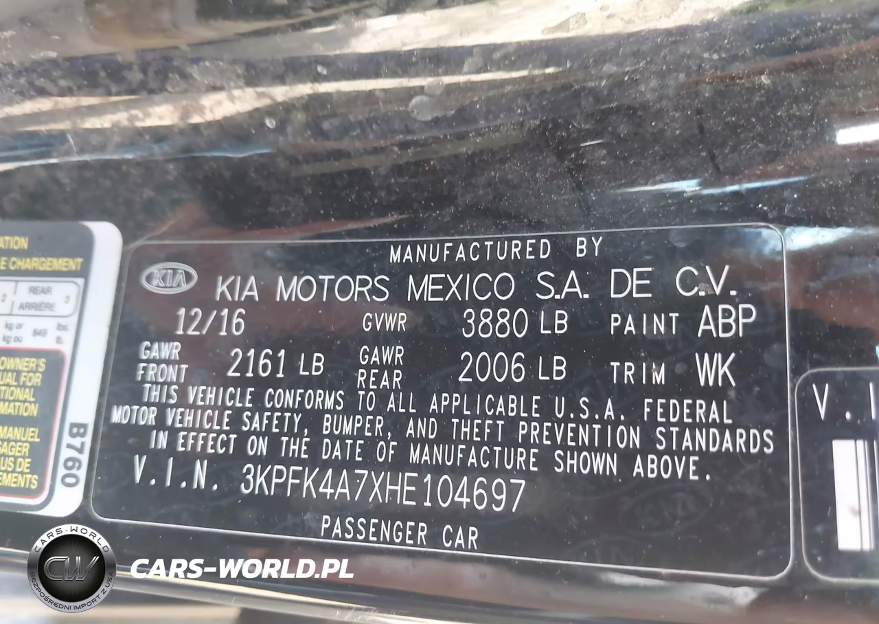2017 Kia Forte Lx VIN:3KPFK4A7XHE104697 - 9