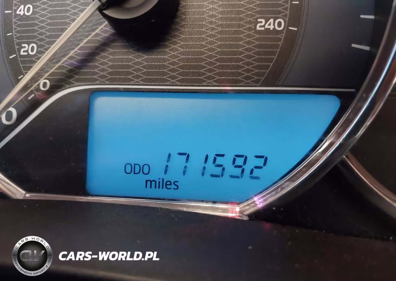 2015 Toyota Corolla Le VIN:2T1BURHE3FC305315 - 15