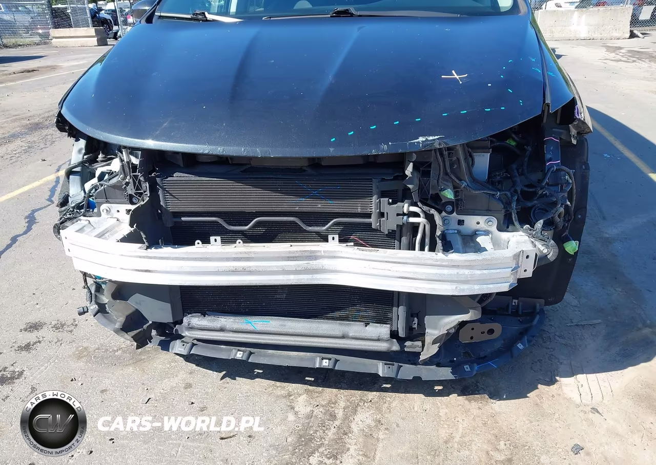 2018 Chrysler Pacifica Touring L VIN:2C4RC1BG3JR280633 - 6