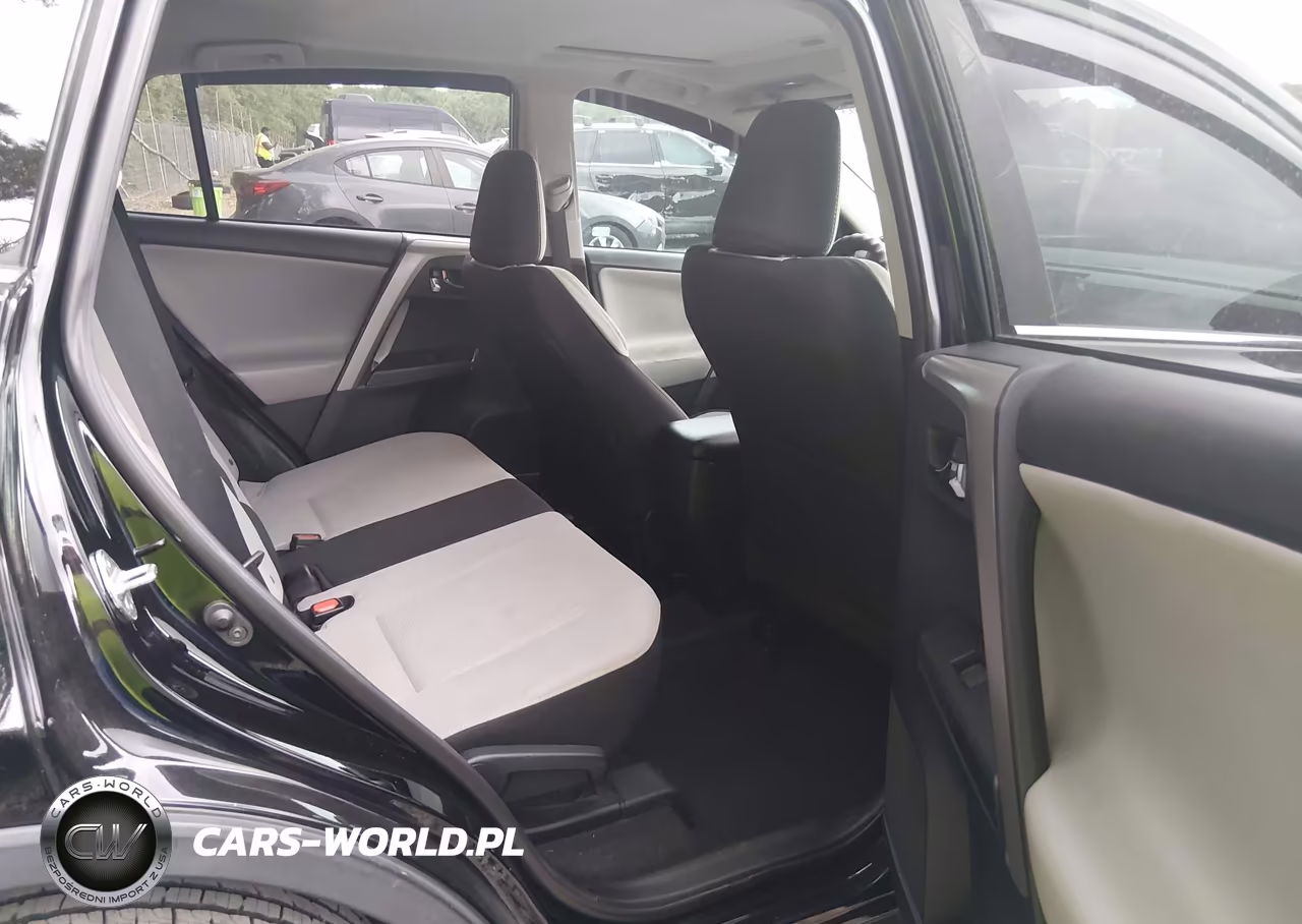 2018 Toyota Rav4 Xle VIN:2T3WFREV3JW432872 - 8