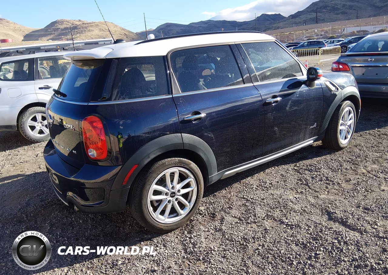 2016 Mini Countryman Cooper S VIN:WMWZC5C50GWP49324 - 4