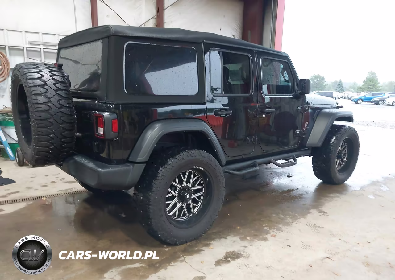 2021 Jeep Wrangler Unlimited Willys 4X4 VIN:1C4HJXDN2MW836393 - 4