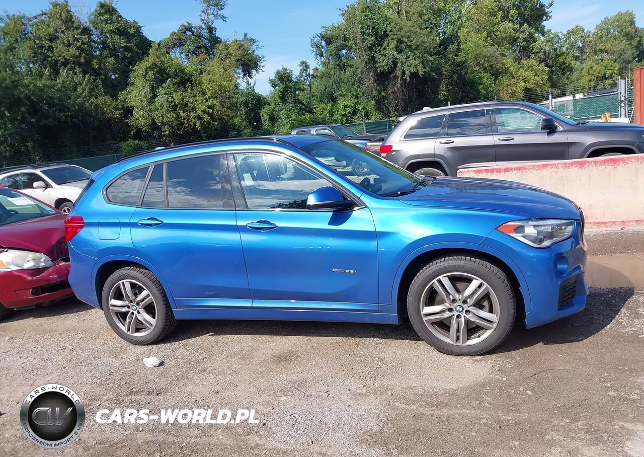 2017 BMW X1 xDrive28I VIN:WBXHT3C33H5F80267 - 13