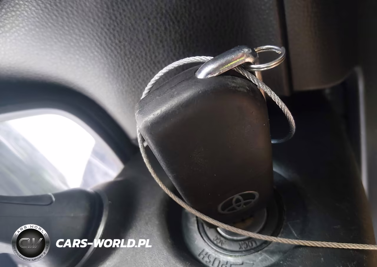 2025 Toyota Corolla Hybrid Le VIN:JTDBCMFE1SJ043057 - 11