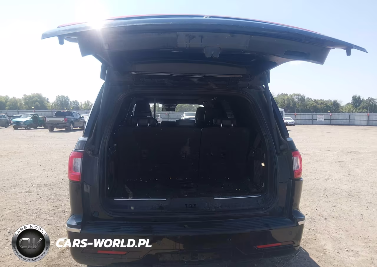 2018 Lincoln Navigator Reserve VIN:5LMJJ2LT6JEL09648 - 17