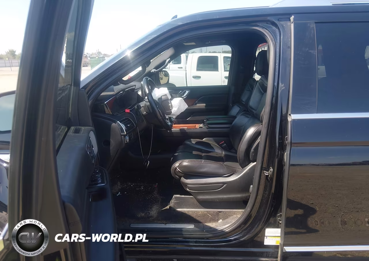 2018 Lincoln Navigator Reserve VIN:5LMJJ2LT6JEL09648 - 18