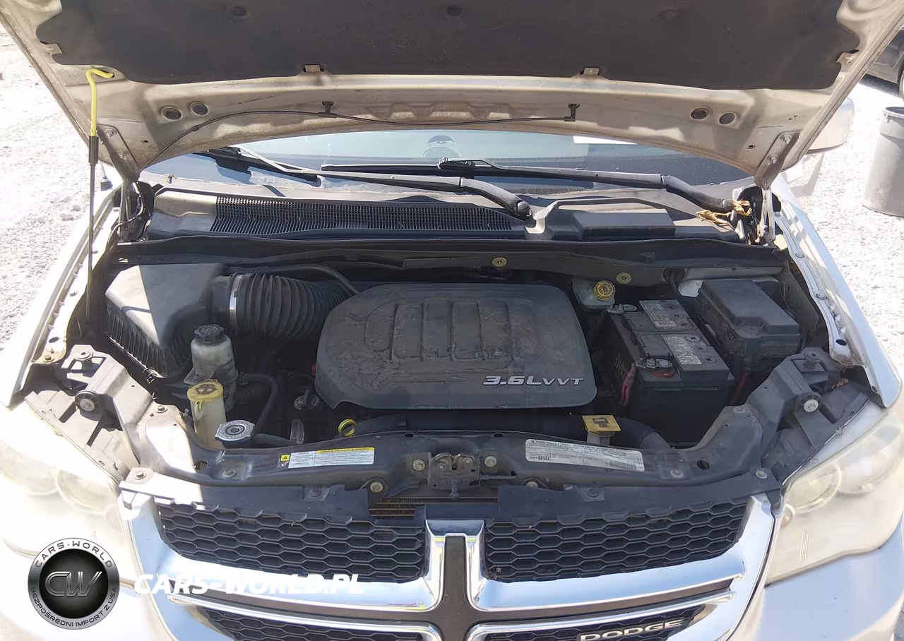 2012 Dodge Grand Caravan Crew VIN:2C4RDGDGXCR109751 - 10