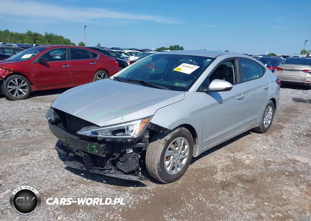 2019 Hyundai Elantra Se VIN:5NPD74LF5KH486170 - 2
