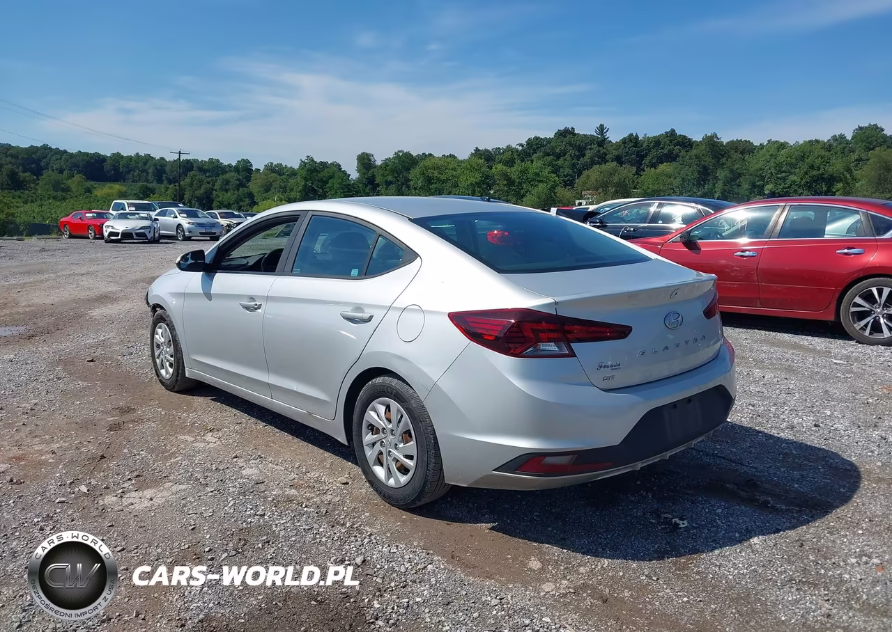 2019 Hyundai Elantra Se VIN:5NPD74LF5KH486170 - 3