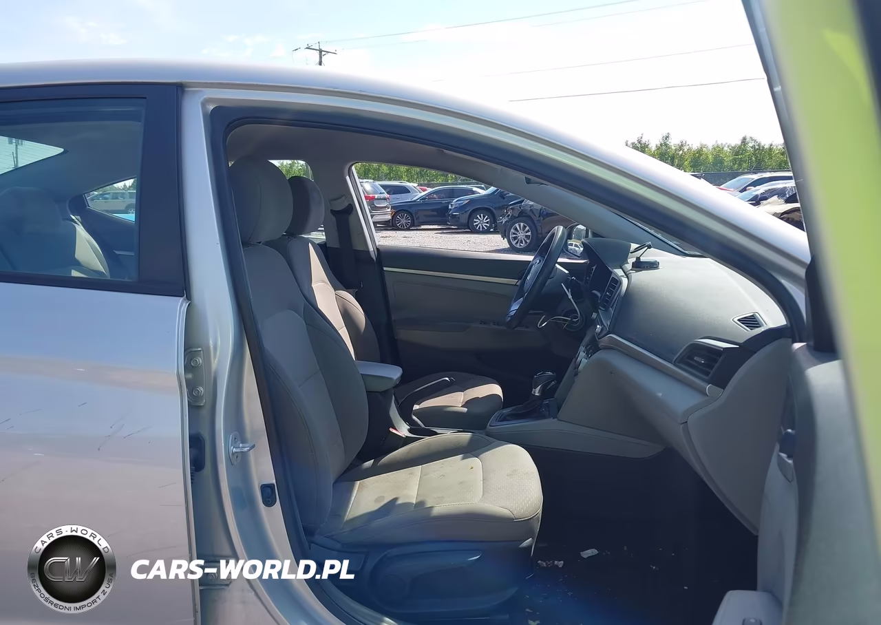 2019 Hyundai Elantra Se VIN:5NPD74LF5KH486170 - 5