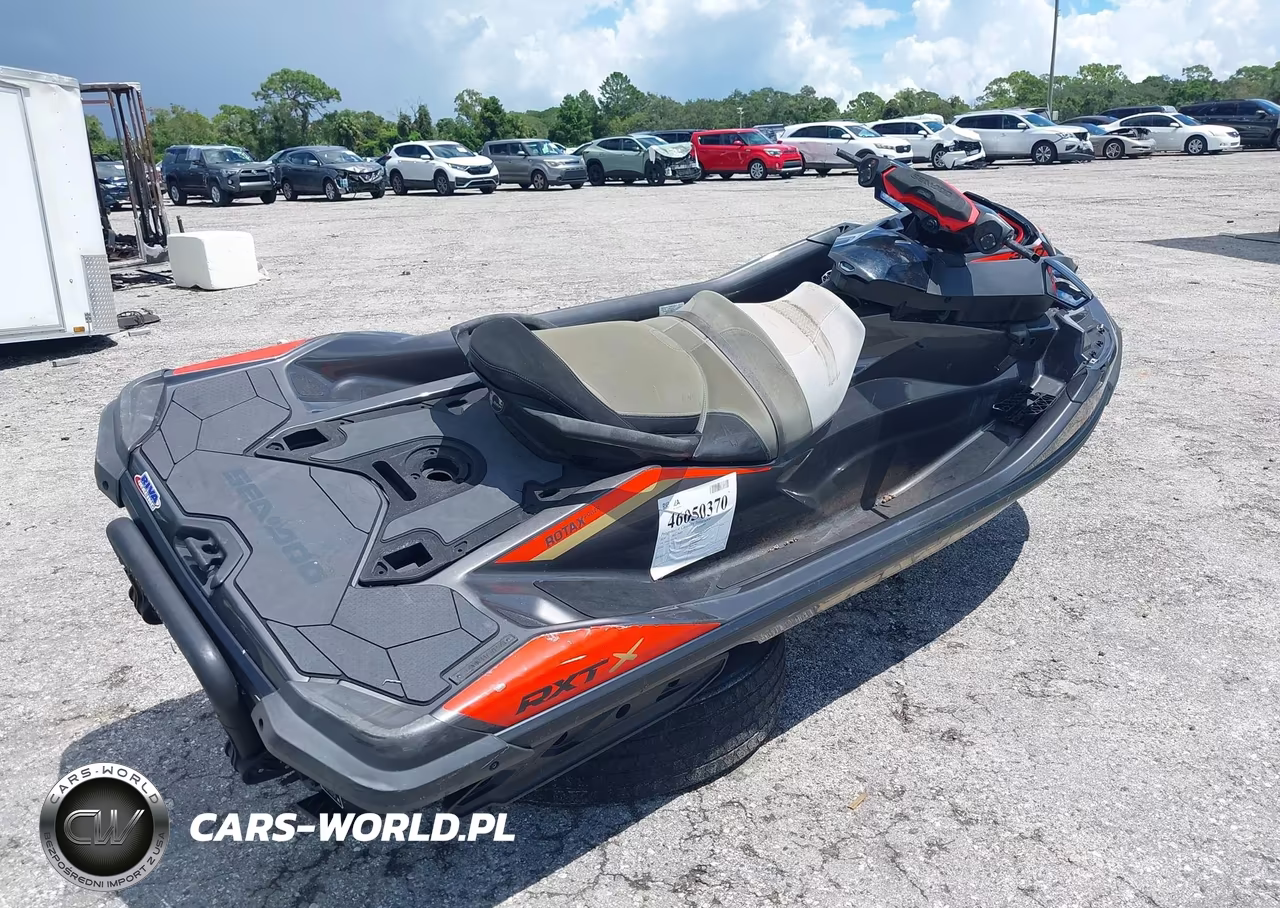 2020 Sea Doo Rxt-300 VIN:YDV33757L920 - 4