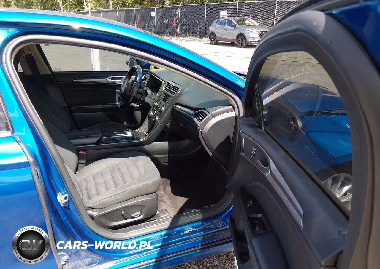 2017 Ford Fusion Se VIN:3FA6P0H7XHR197722 - 5